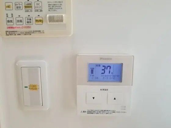 Ev (Whole Building)