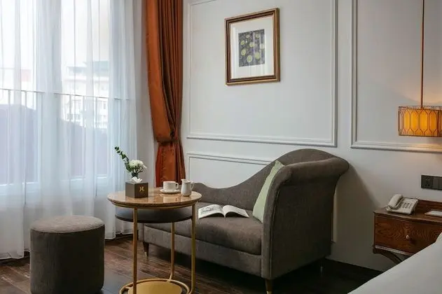 Deluxe Oda (Deluxe with balcony)