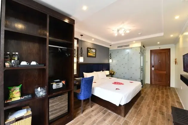 Deluxe Tek Büyük Yataklı Oda