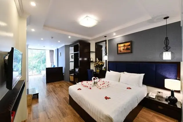 Üç Kişilik Oda, Şehir Manzaralı
