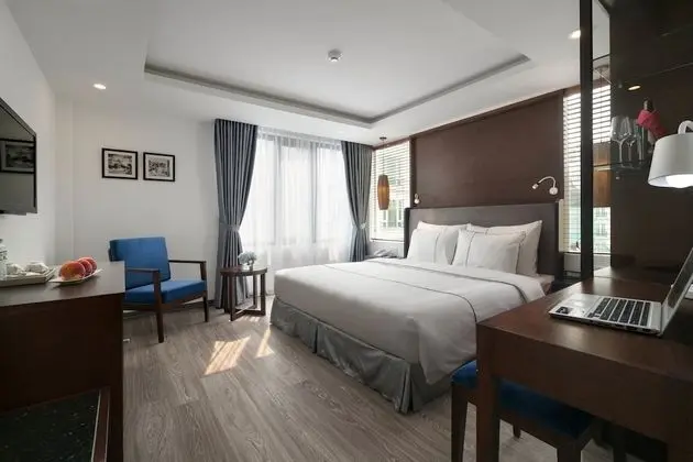 Premier Oda, 1 En Büyük (King) Boy Yatak, Sigara İçilmez, Şehir Manzaralı