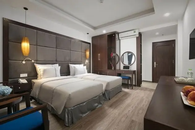 Premier Oda, 1 En Büyük (King) Boy Yatak, Sigara İçilmez, Şehir Manzaralı