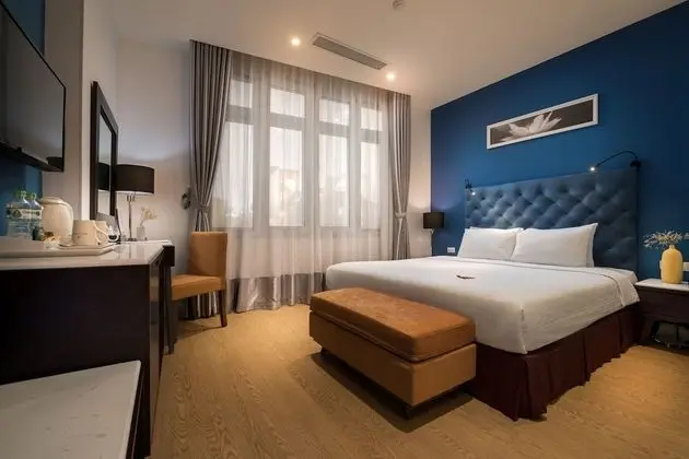 Junior Tek Büyük Yataklı Oda, Şehir Manzaralı