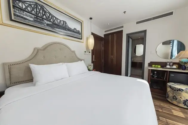 Premier Tek Büyük Yataklı Oda, Şehir Manzaralı