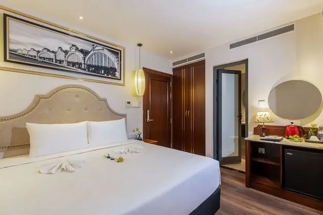 Premier Tek Büyük Yataklı Oda, Şehir Manzaralı