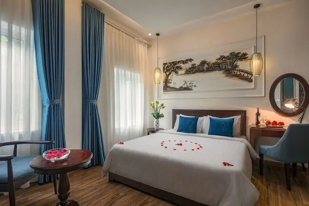 Deluxe Tek Büyük veya İki Ayrı Yataklı Oda, Engellilere Uygun, Şehir Manzaralı