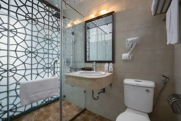 Deluxe Tek Büyük veya İki Ayrı Yataklı Oda, Engellilere Uygun, Şehir Manzaralı