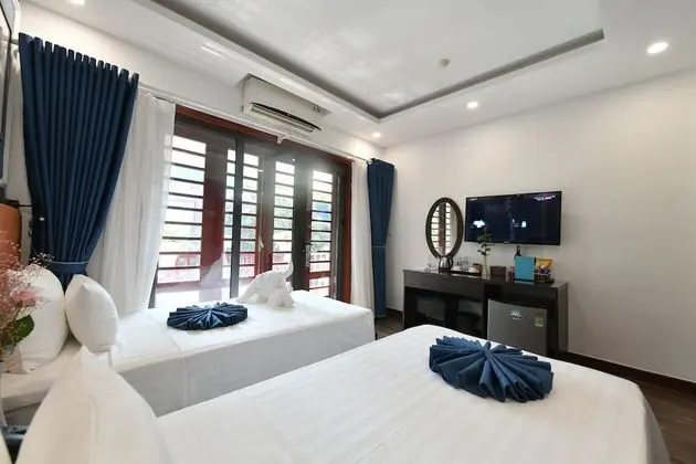 Honeymoon Tek Büyük veya İki Ayrı Yataklı Oda, Balkon, Şehir Manzaralı