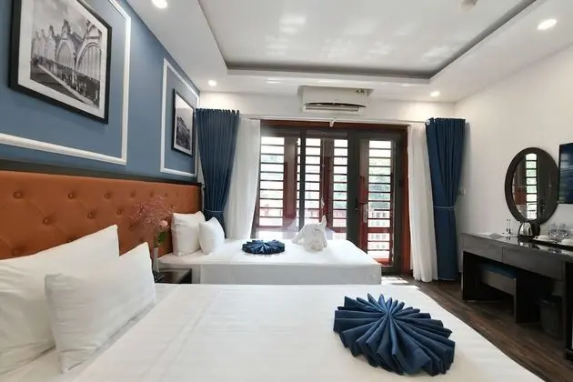 Honeymoon Tek Büyük veya İki Ayrı Yataklı Oda, Balkon, Şehir Manzaralı