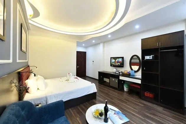 Junior Tek Büyük Yataklı Oda, 1 En Büyük (King) Boy Yatak, Balkon, Şehir Manzaralı