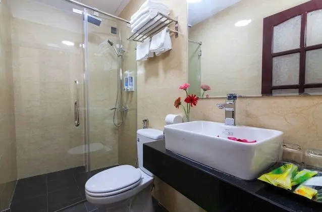 Üç Kişilik Oda, Balkon, Şehir Manzaralı