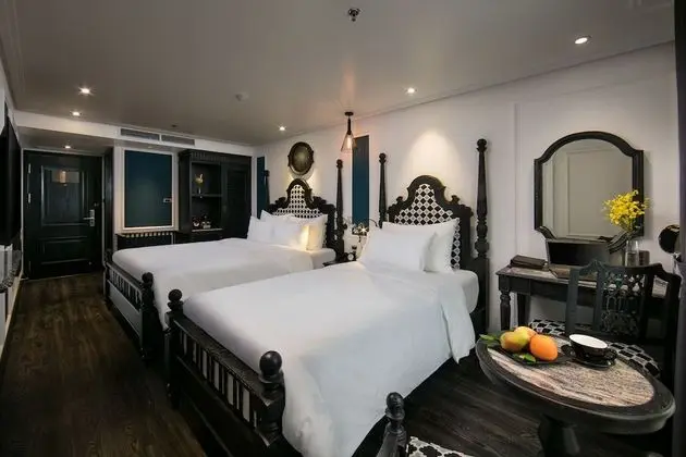 Junior Süit, Şehir Manzaralı (Double or Twin Room)