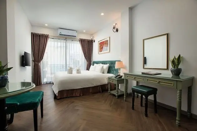 Junior Süit, Balkon, Şehir Manzaralı