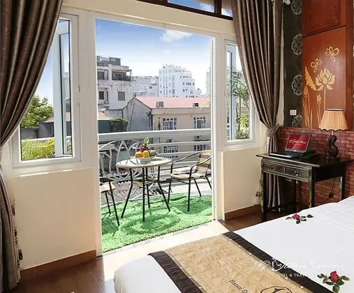 Süit, Balkon