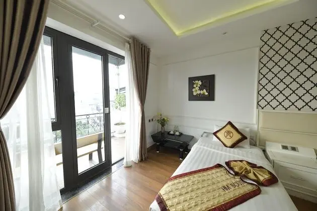Premium Süit, 1 Yatak Odası, Banyolu/Duşlu, Kısmi Göl Manzaralı