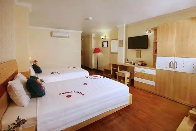 Deluxe Tek Büyük veya İki Ayrı Yataklı Oda