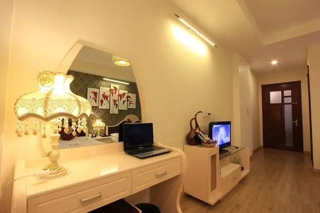 Üç Kişilik Oda, Şehir Manzaralı