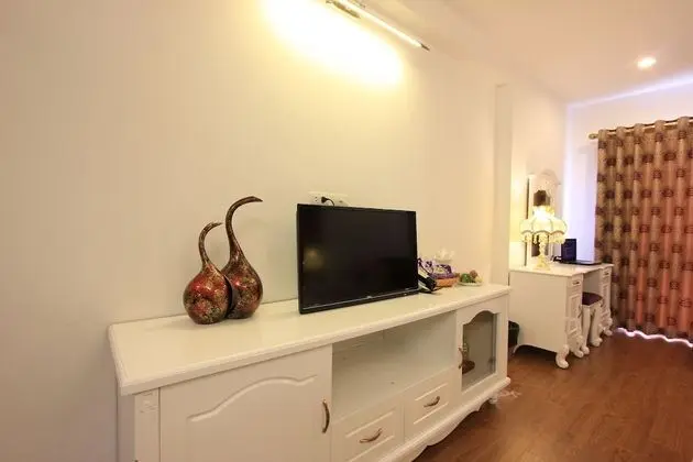 Üç Kişilik Oda, Şehir Manzaralı