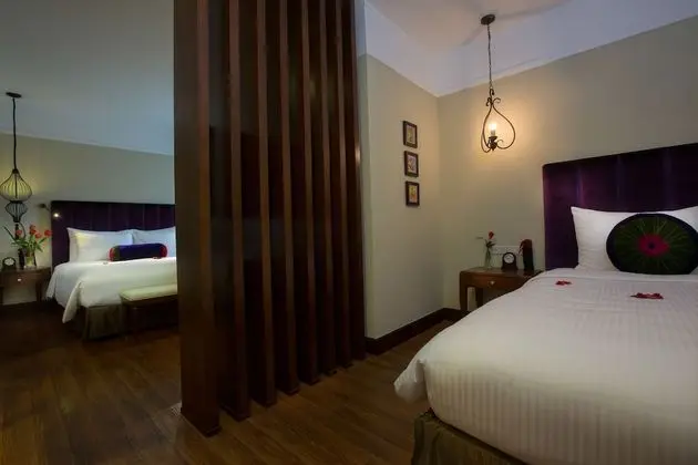Deluxe Üç Kişilik Oda