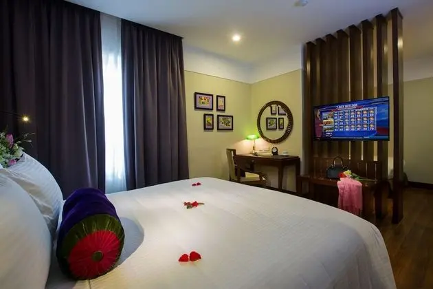Deluxe Üç Kişilik Oda