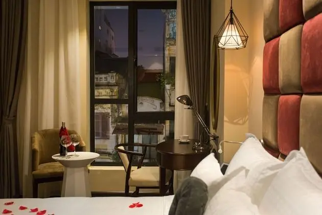 Deluxe Tek Büyük veya İki Ayrı Yataklı Oda, Şehir Manzaralı