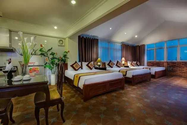 Family Süit, 1 Yatak Odası, Mutfak, Şehir Manzaralı (1 King Bed and 2 Single Beds)