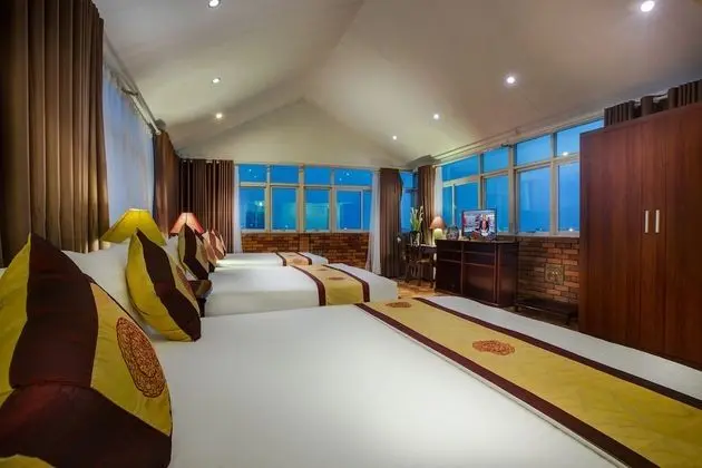 Family Süit, 1 Yatak Odası, Mutfak, Şehir Manzaralı (1 King Bed and 2 Single Beds)