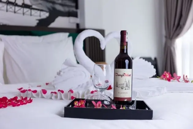 Honeymoon Tek Büyük Yataklı Oda, Balkon