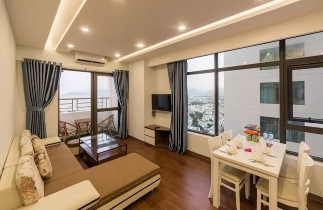 Premier Apart Daire, Plaj Manzaralı, Denize Sıfır