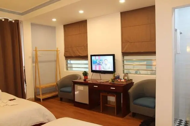 Old Quarter Twin Room City View