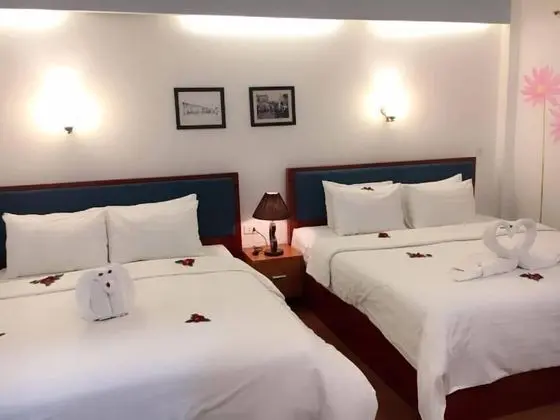 Old Quarter Twin Room City View