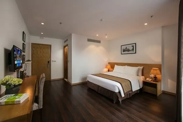 Junior Süit, 1 Yatak Odası, Şehir Manzaralı (with Bathtub)