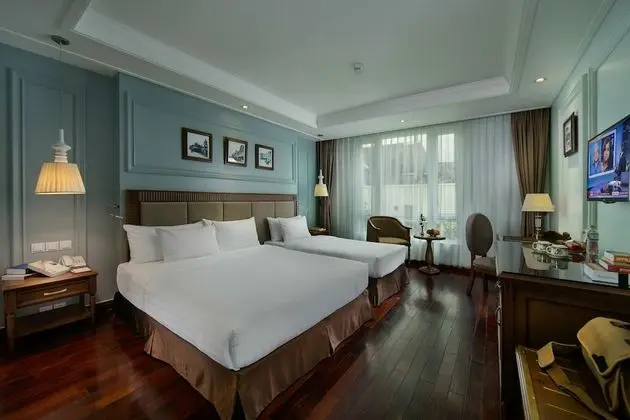 Deluxe Üç Kişilik Oda, Şehir Manzaralı