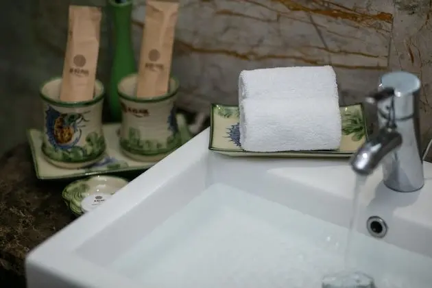 Deluxe Üç Kişilik Oda, Şehir Manzaralı