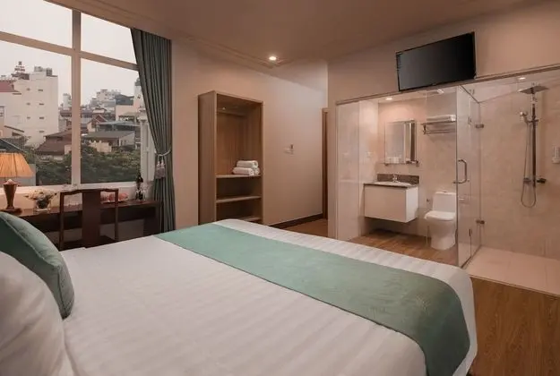 Luxury Tek Büyük veya İki Ayrı Yataklı Oda, Şehir Manzaralı