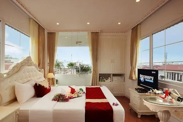 Deluxe Tek Büyük veya İki Ayrı Yataklı Oda