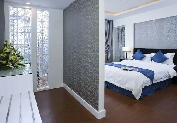 Royal Oda, 1 En Büyük (King) Boy Yatak, Şehir Manzaralı