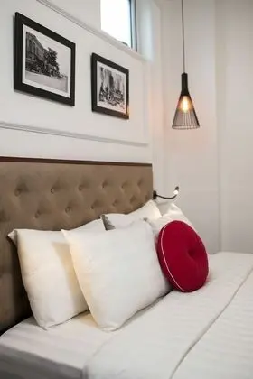 Classic Tek Büyük Yataklı Oda