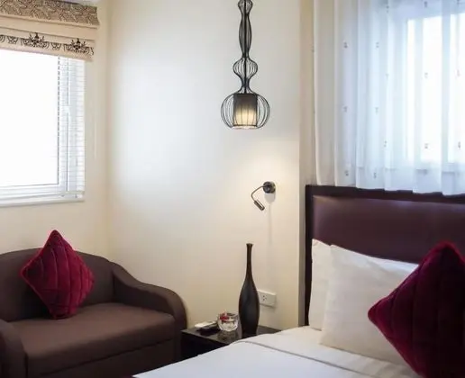Deluxe Tek Büyük Yataklı Oda