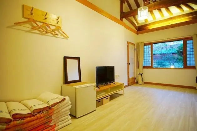 Traditional Oda (Gold)