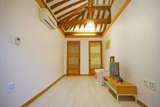 Traditional Oda (Gold)
