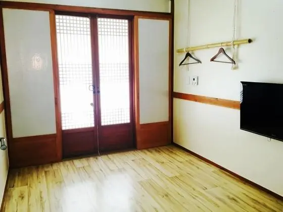 Traditional Tek Büyük Yataklı Oda