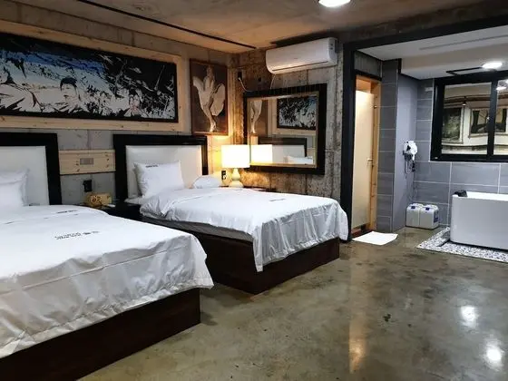 İki Ayrı Yataklı Oda