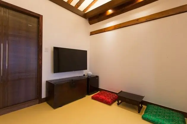 Traditional Oda (Araetbang)