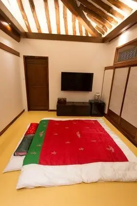 Traditional Oda (Gunnuhbang)