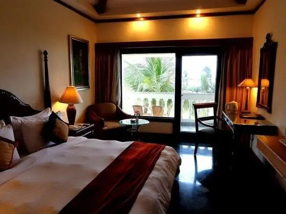 Deluxe Oda (with Pool & Garden view on 1st Floor)