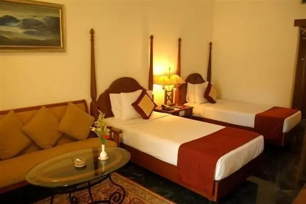 Deluxe Oda (with Pool & Garden view on 1st Floor)