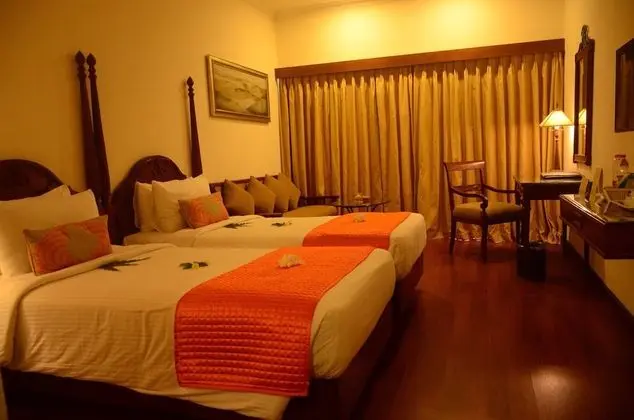 Deluxe Oda (with Pool & Garden view on 1st Floor)