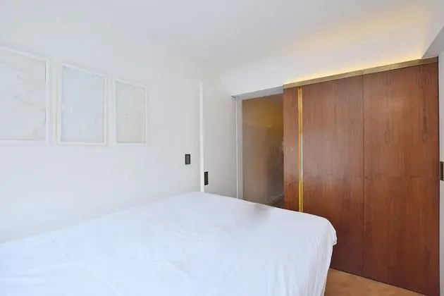 Basic Apart Daire, 2 Büyük (Queen) Boy Yatak, Sigara İçilmez, Şehir Manzaralı