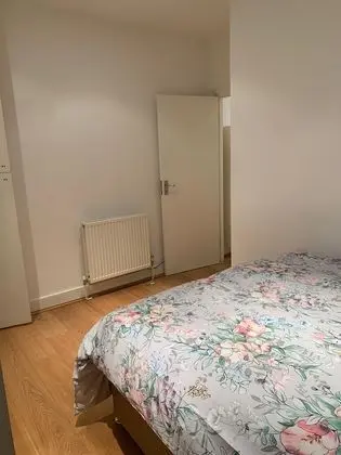 Basic Apart Daire, 2 Büyük (Queen) Boy Yatak, Sigara İçilmez, Şehir Manzaralı